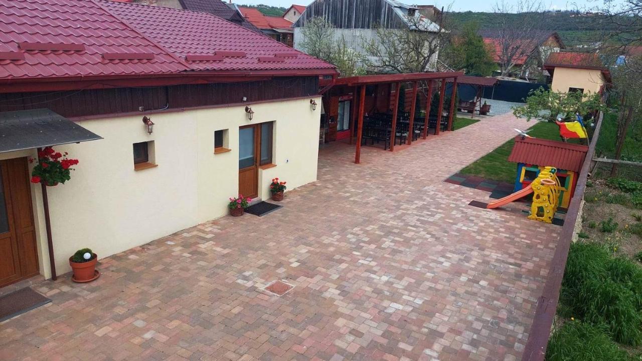 Отель Casa Sol Турда Экстерьер фото