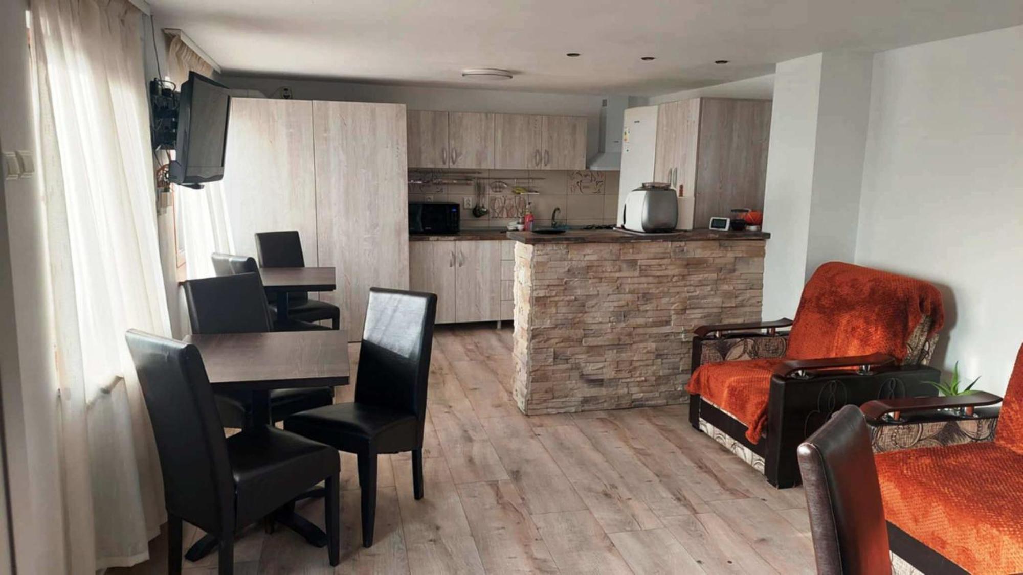 Отель Casa Sol Турда Экстерьер фото